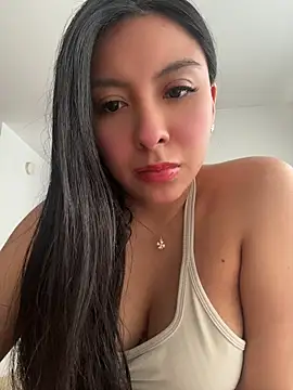 mila gomez  online show from July 1, 2026, 9:58 pm