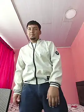 Itsdavidxxx online show from April 6, 2026, 5:25 pm
