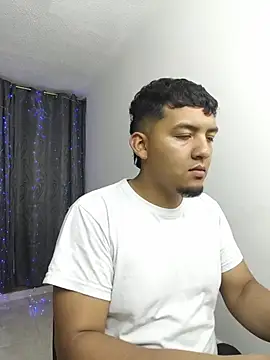 Itsdavidxxx online show from May 9, 2026, 6:29 am