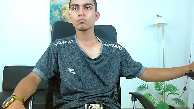 lucass 18 online show from March 26, 2026, 11:10 pm