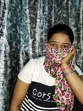 Hotmyfigure online show from March 26, 2026, 12:11 pm