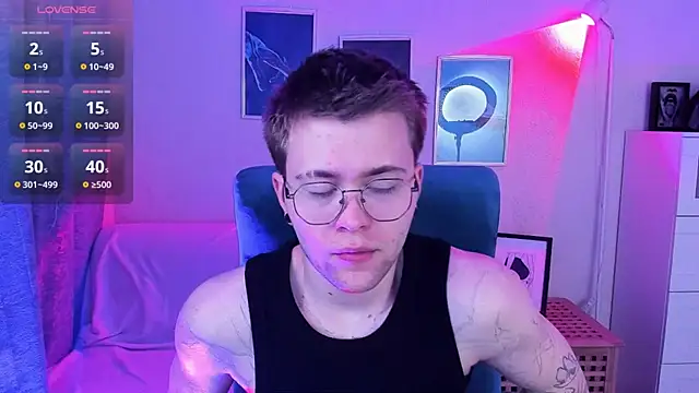 Snapshot of Thomas_Norton chatting on May 27, 2026, 8:50 pm Thomas Norton online show from May 27, 2026, 8:50 pm