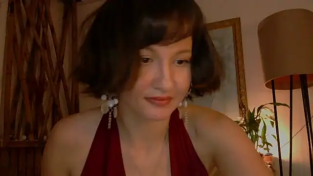 Snapshot of wanderwhitch chatting on May 23, 2026, 3:45 am wanderwhitch online show from May 23, 2026, 3:45 am