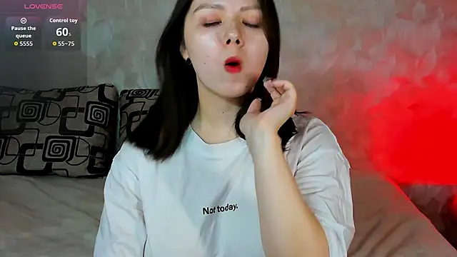 miss teasee online show from May 21, 2026, 10:11 am