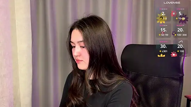 lilysolar online show from April 18, 2026, 7:07 pm