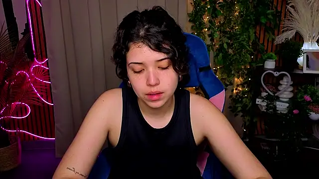 Snapshot of MariaHadson chatting on March 30, 2026, 1:56 pm MariaHadson online show from March 30, 2026, 1:56 pm