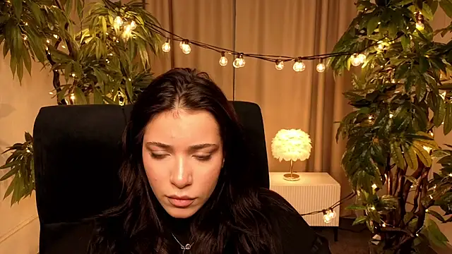 AnnaWillyams online show from March 27, 2026, 8:26 am