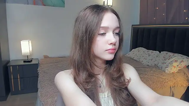 Snapshot of SharriSang chatting on May 18, 2026, 7:14 am SharriSang online show from May 18, 2026, 7:14 am