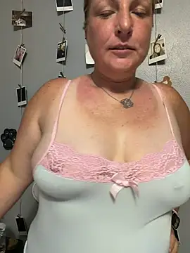 sweetkacibaby online show from July 10, 2026, 12:37 am