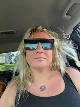 sweetkacibaby online show from July 15, 2026, 7:52 pm