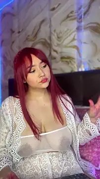 SweetLittleRed online show from May 4, 2026, 5:14 am