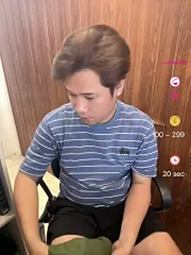 Titanryu online show from April 24, 2026, 2:47 am
