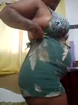 Snapshot of kimberlly25 chatting on March 31, 2026, 4:29 pm kimberlly25 online show from March 31, 2026, 4:29 pm