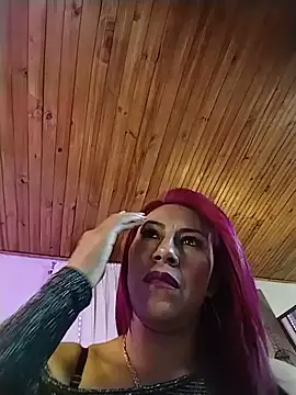 Snapshot of tatianabelli chatting on May 13, 2026, 6:38 pm tatianabelli online show from May 13, 2026, 6:38 pm