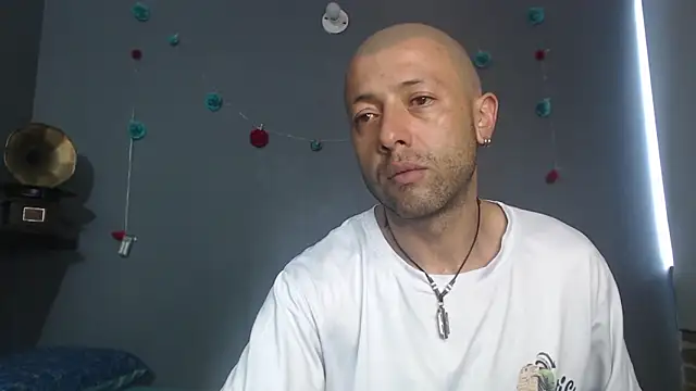 Snapshot of _bonnie_and_clyde chatting on June 29, 2026, 10:10 pm bonnie and clyde online show from June 29, 2026, 10:10 pm