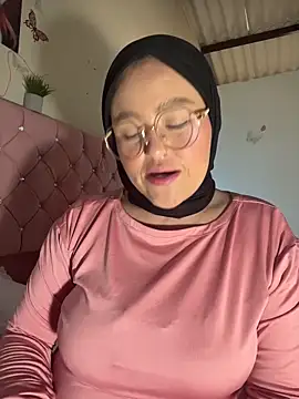 Snapshot of Marian_fadel chatting on June 13, 2026, 1:09 pm Marian fadel online show from June 13, 2026, 1:09 pm