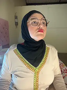 Snapshot of Marian_fadel chatting on June 16, 2026, 1:03 pm Marian fadel online show from June 16, 2026, 1:03 pm