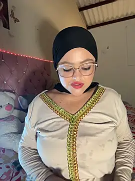 Snapshot of Marian_fadel chatting on July 6, 2026, 1:30 pm Marian fadel online show from July 6, 2026, 1:30 pm