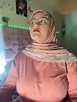 Snapshot of Marian_fadel chatting on July 9, 2026, 1:26 pm Marian fadel online show from July 9, 2026, 1:26 pm