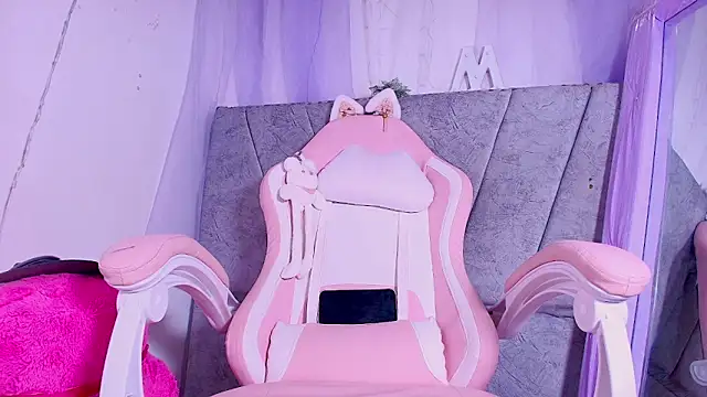 Snapshot of Dulce_tammyy chatting on March 27, 2026, 1:44 pm Dulce tammyy online show from March 27, 2026, 1:44 pm