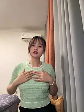 Snapshot of Yang_218 chatting on April 20, 2026, 11:24 am Yang 218 online show from April 20, 2026, 11:24 am