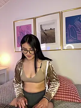 Snapshot of Aria_rouse chatting on April 6, 2026, 1:12 pm Aria rouse online show from April 6, 2026, 1:12 pm