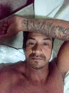 Morales2205 online show from March 28, 2026, 4:01 am