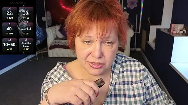 Kira Kingslee online show from April 18, 2026, 11:36 am