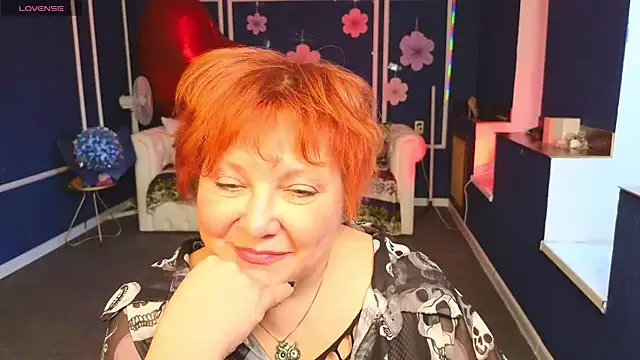 Kira Kingslee online show from April 23, 2026, 12:29 pm