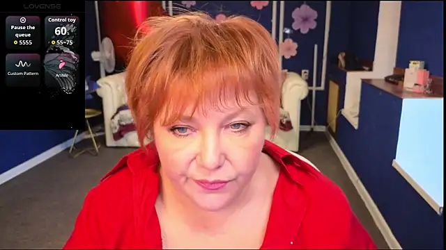 Kira Kingslee online show from May 11, 2026, 11:49 am