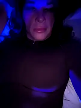 DomMONIKA online show from April 21, 2026, 8:23 pm