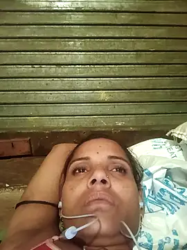 Sapnaroy1213 online show from April 13, 2026, 5:07 pm