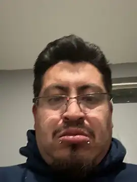 GGGRICHGGG online show from April 14, 2026, 4:29 am