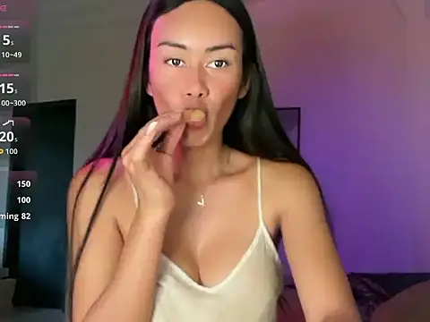 SweetSugar xx online show from June 11, 2026, 5:16 am
