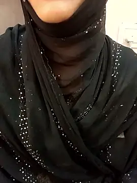 Miss Noor   online show from May 13, 2026, 7:50 am
