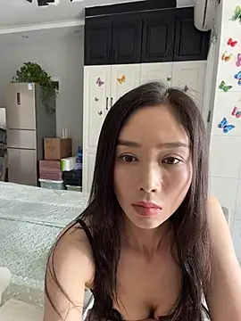 yuanpu0925 online show from May 21, 2026, 1:56 am