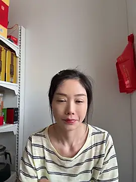 yuanpu0925 online show from May 24, 2026, 12:48 am