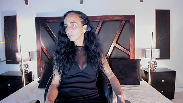 SamanttaLopez online show from April 10, 2026, 1:05 pm