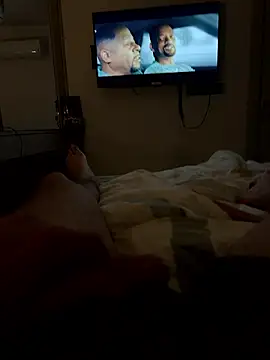 Snapshot of icemanhotwomen chatting on May 14, 2026, 1:01 am icemanhotwomen online show from May 14, 2026, 1:01 am