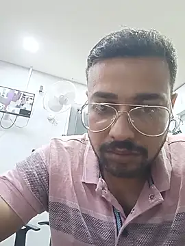 herochoclateboy online show from May 9, 2026, 8:41 am