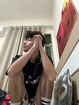 sexyboy-3525 online show from May 13, 2026, 2:58 pm