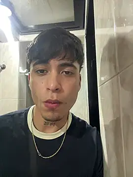 nico herrera   online show from May 4, 2026, 12:28 am