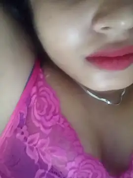 priyahot2001 online show from April 26, 2026, 5:54 pm