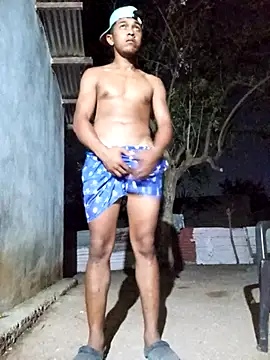 blackmasterpig online show from April 2, 2026, 3:15 am