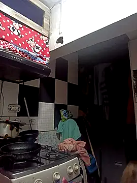 QUEEN TABOO online show from April 7, 2026, 2:23 am