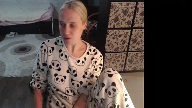 Snapshot of Sweet_hot_shrmp chatting on May 4, 2026, 11:56 pm Sweet hot shrmp online show from May 4, 2026, 11:56 pm