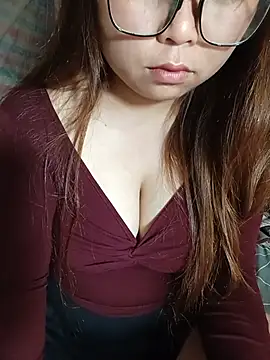 Snapshot of jas-cutle chatting on May 23, 2026, 11:42 pm jas-cutle online show from May 23, 2026, 11:42 pm