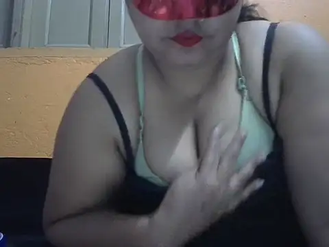 Snapshot of Naina1994 chatting on April 8, 2026, 9:26 pm Naina1994 online show from April 8, 2026, 9:26 pm