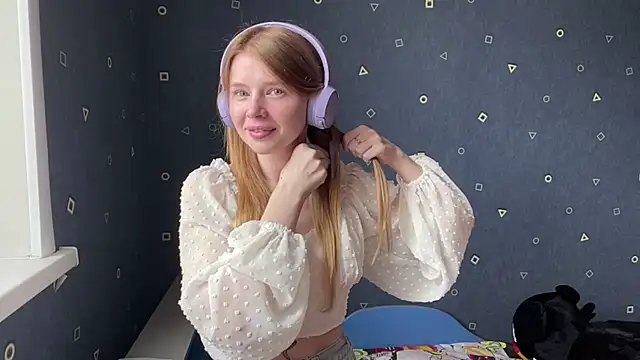 fanybuny online show from April 1, 2026, 8:04 am