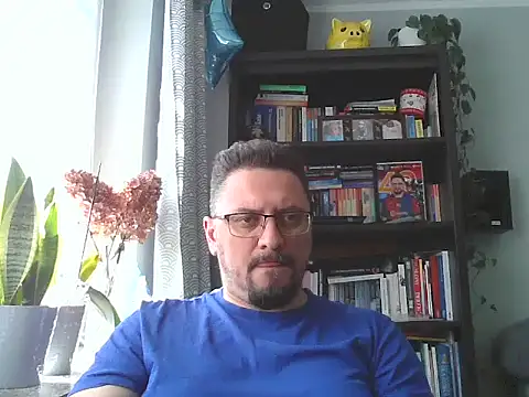 19cmSlave online show from April 10, 2026, 8:52 am